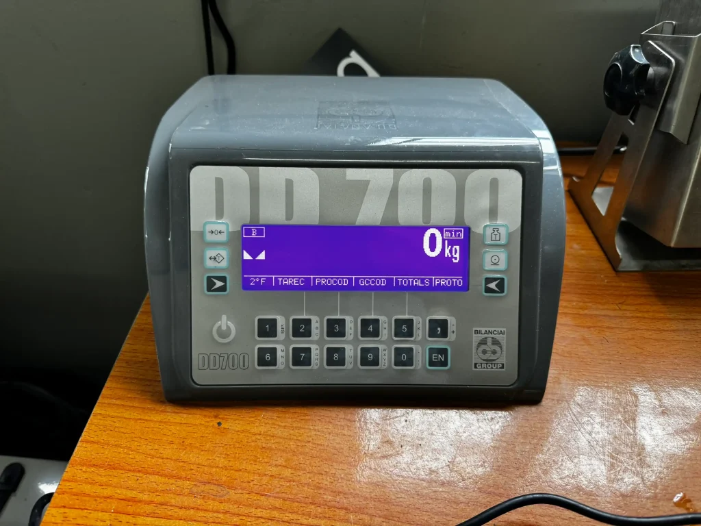 14 Mặt trước chỉ thị 14 Mặt trước chỉ thị